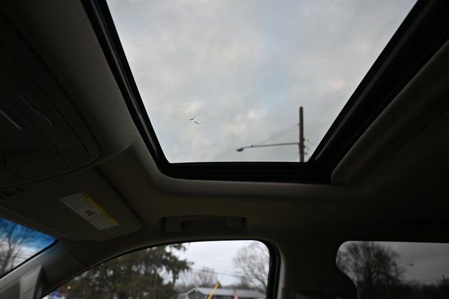 Used 2019 GMC Yukon SLT w/ Open Road Package image 39