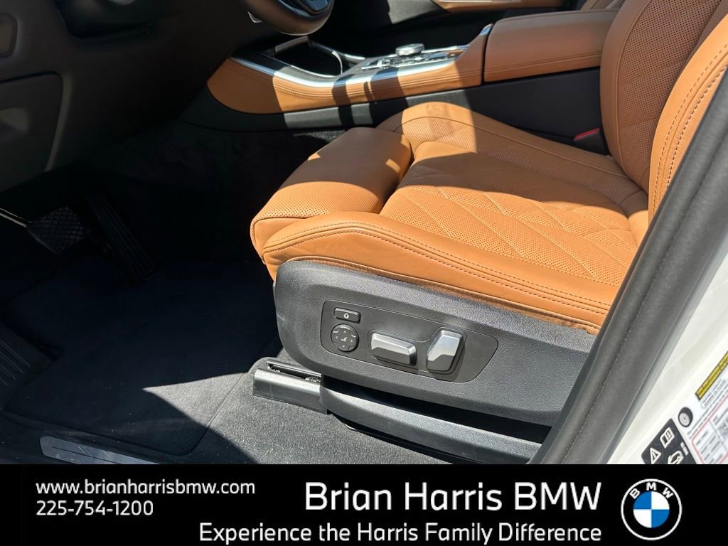 Certified 2025 BMW X5 xDrive40i w/ Premium Package image 14