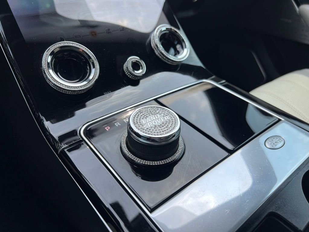 Used 2019 Land Rover Range Rover Velar R-Dynamic SE image 48