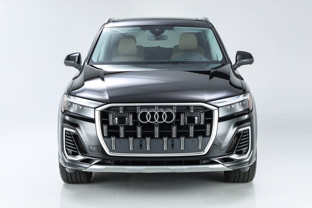 Used 2025 Audi Q7 3.0T Prestige w/ Prestige Package AWD/4WD image 20