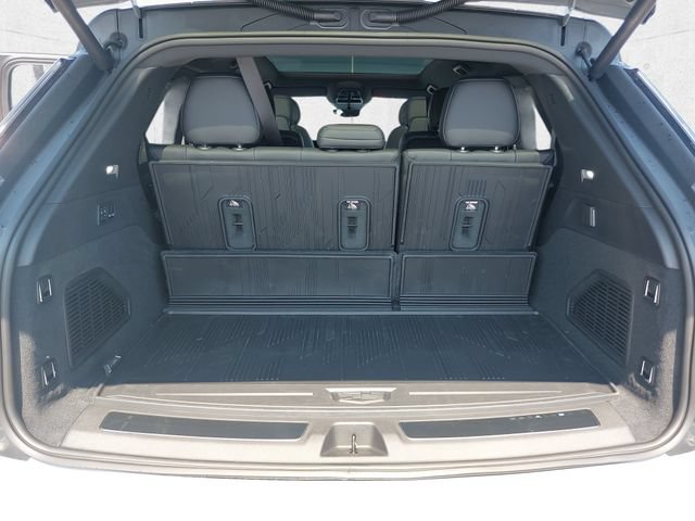 Used 2026 Cadillac Escalade IQ Sport 1 w/ LPO, ONYX Package AWD/4WD image 13