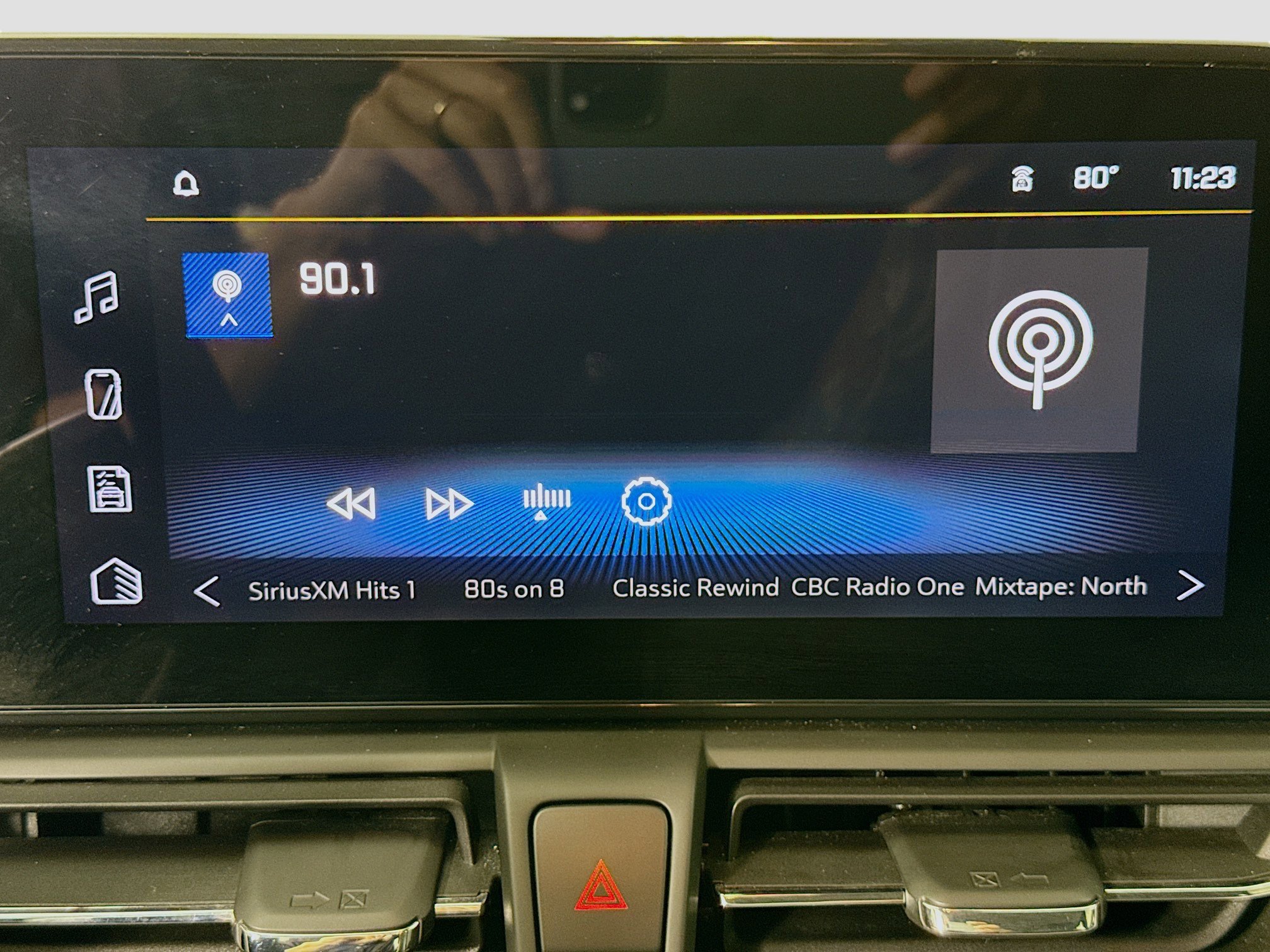 Used 2025 Chevrolet TrailBlazer LS w/ LS Convenience Package FWD image 15