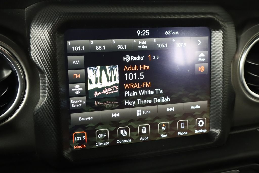 Used 2022 Jeep Wrangler Unlimited Rubicon image 28