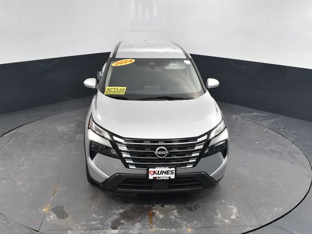 Used 2024 Nissan Rogue SV image 37
