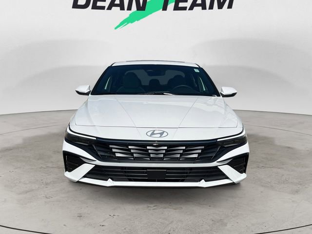 New 2026 Hyundai Elantra Limited image 2