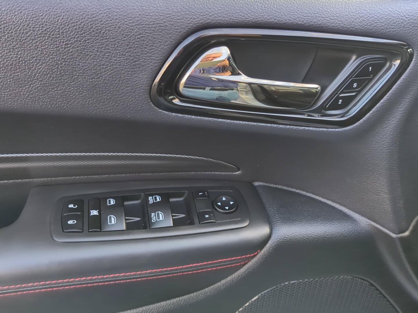 Used 2024 Dodge Durango GT AWD/4WD image 14