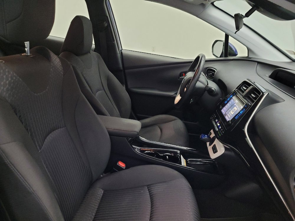 Used 2017 Toyota Prius Three image 21