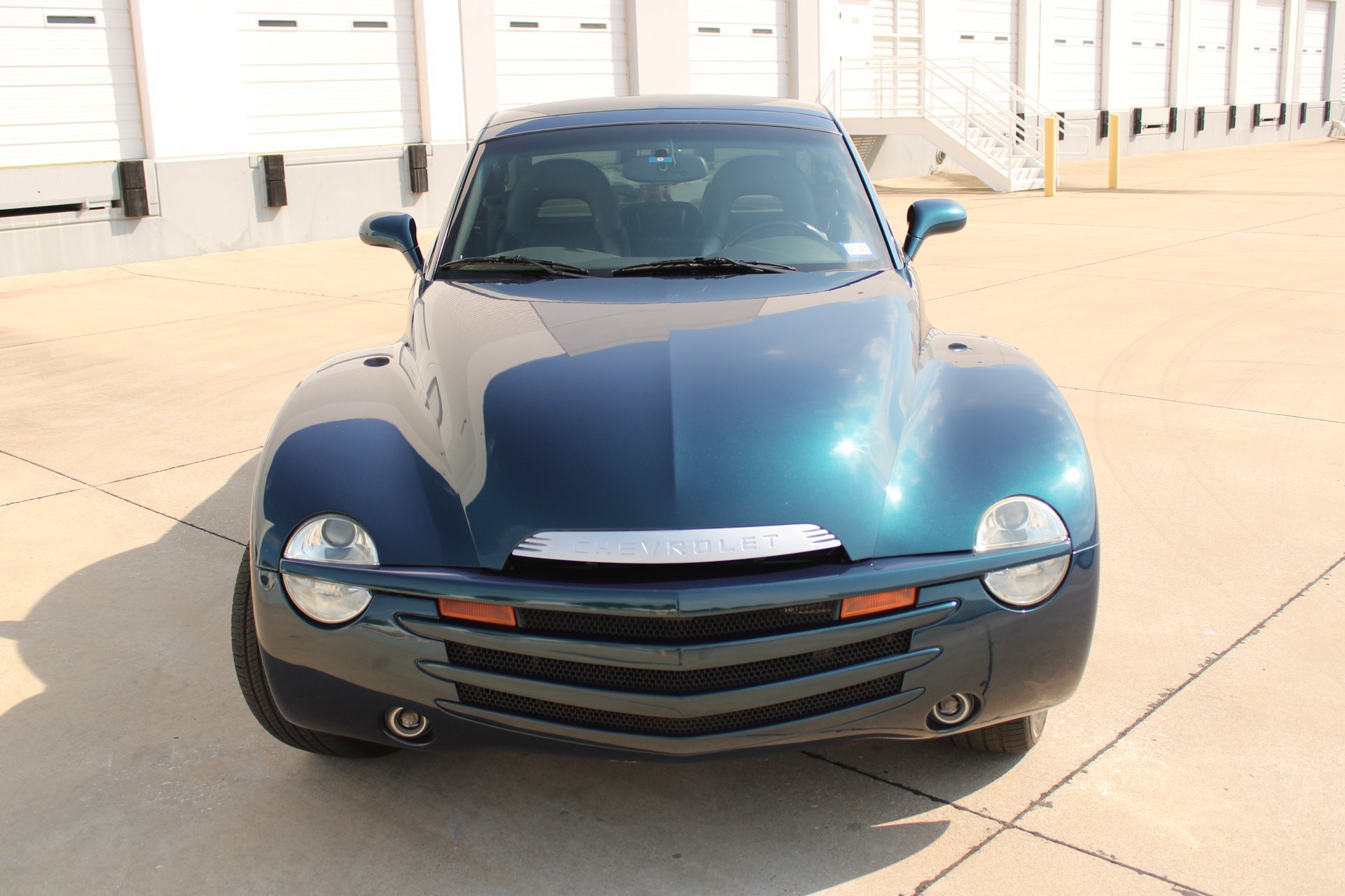 Used 2005 Chevrolet SSR w/ Preferred Equipment Group RWD image 23