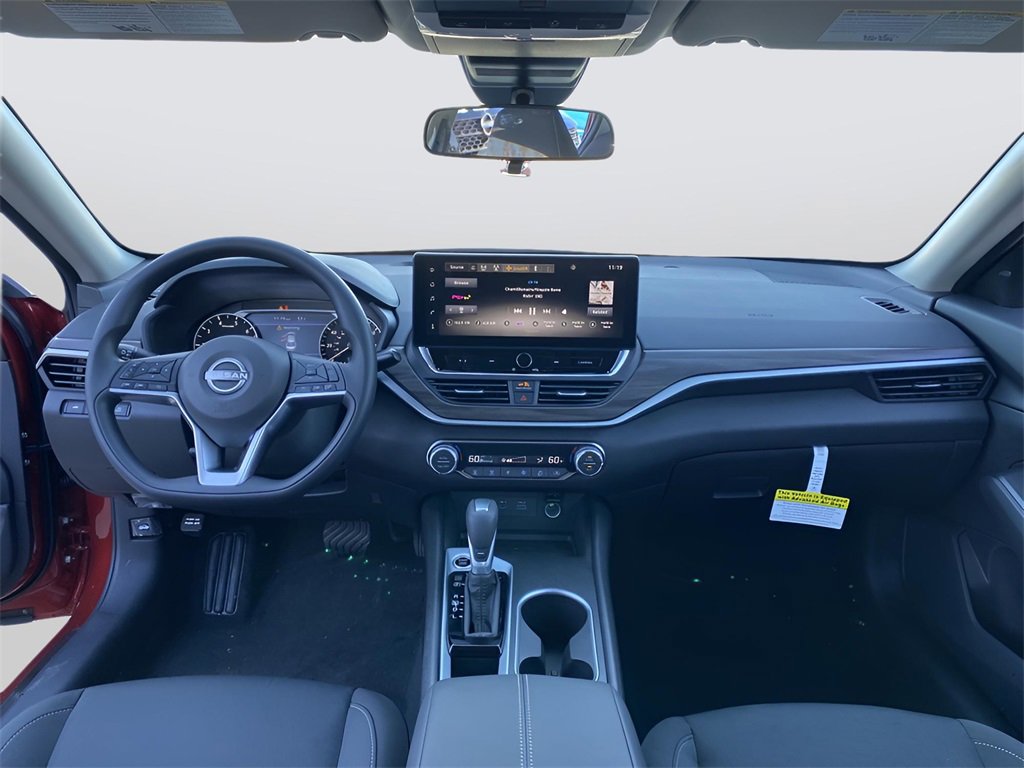 Used 2025 Nissan Altima 2.5 SV w/ SV Special Edition Package image 15