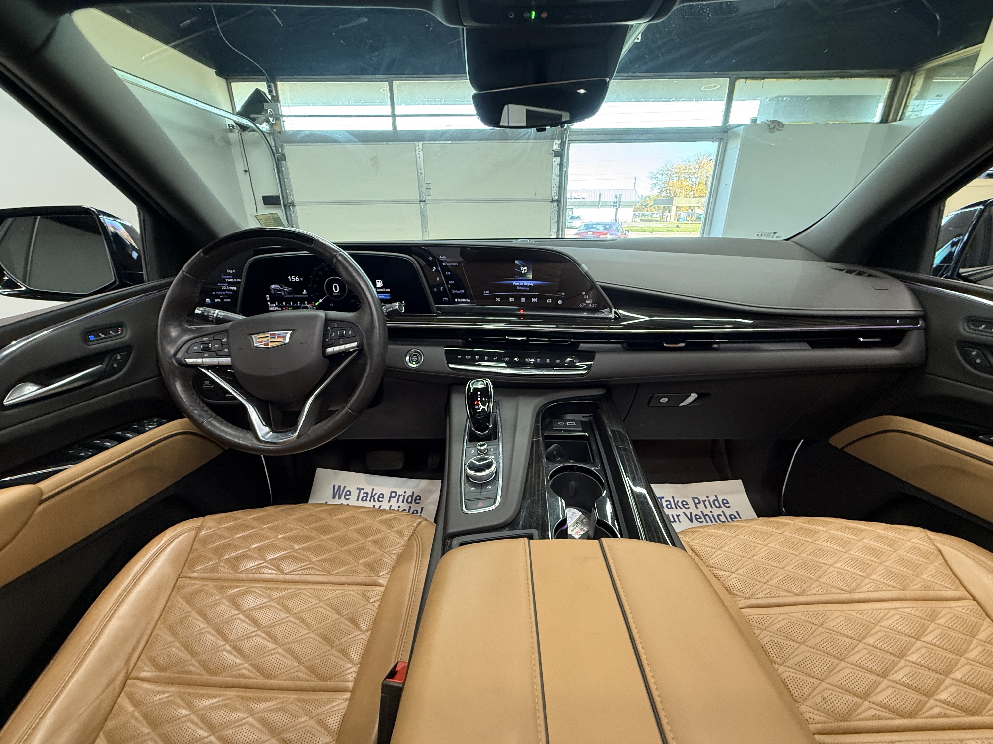 Used 2023 Cadillac Escalade Sport w/ LPO, Floor Liner Package AWD/4WD image 14