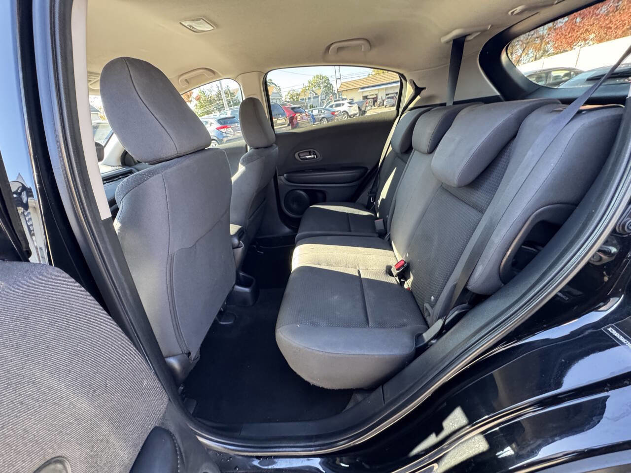 Used 2019 Honda HR-V LX image 31