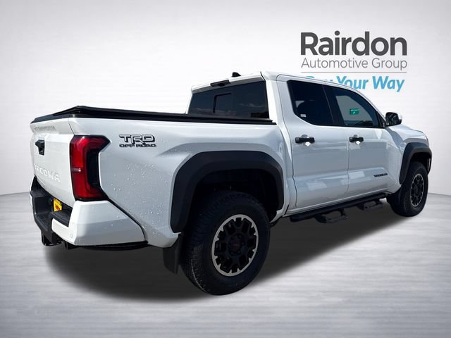 Used 2024 Toyota Tacoma TRD Off-Road w/ TRD Off Road Upgrade Package AWD/4WD image 7