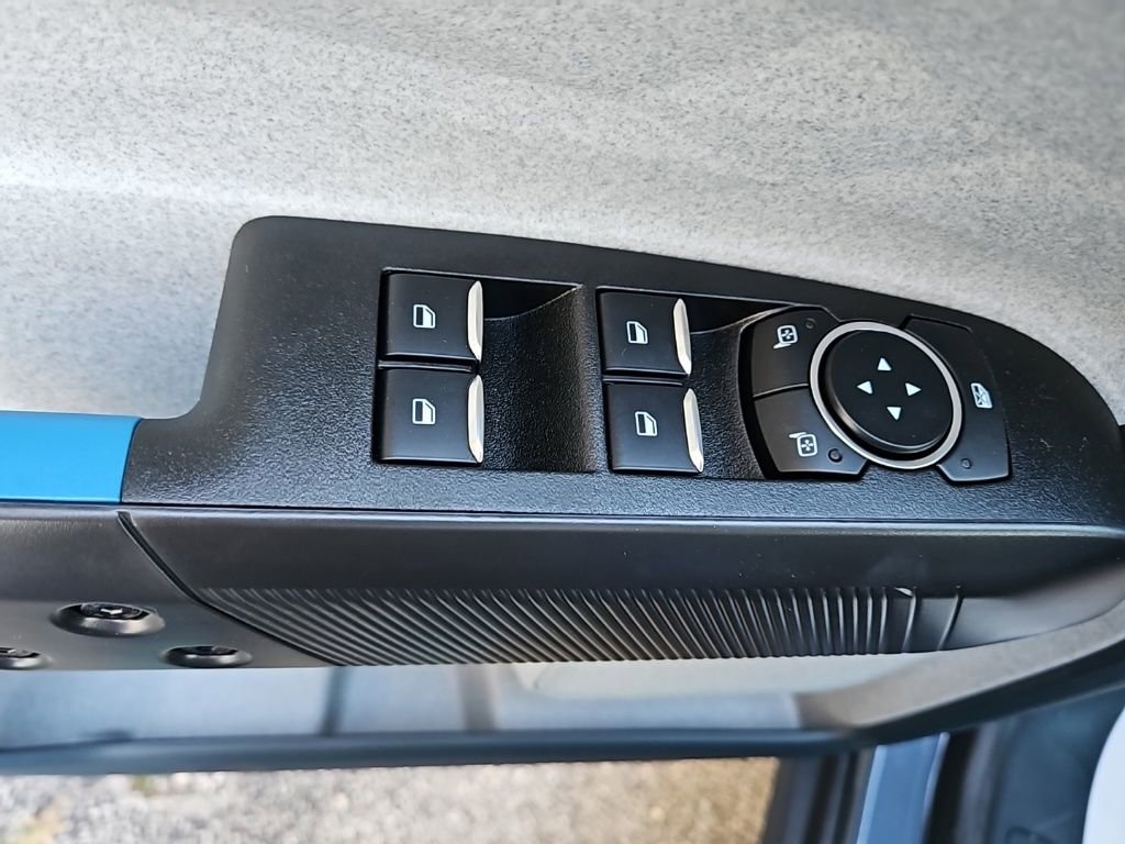 New 2025 Ford Maverick XLT FWD image 12