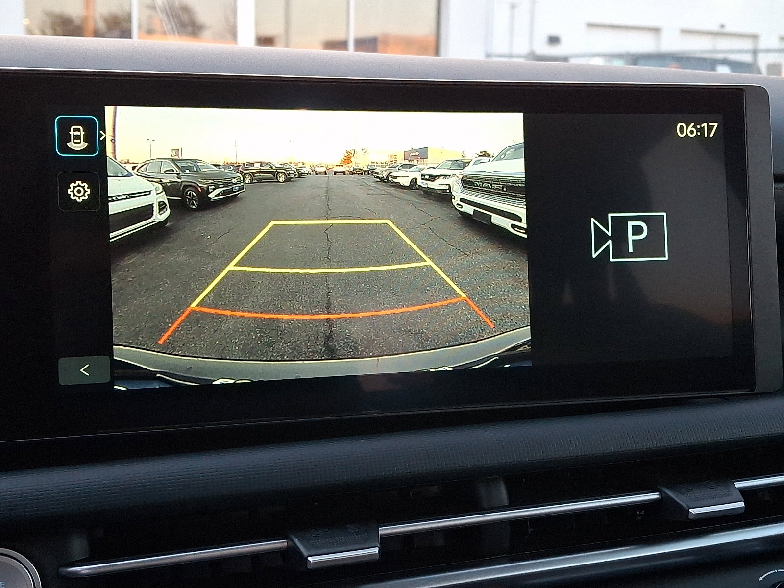 Used 2026 Hyundai Tucson SE image 19