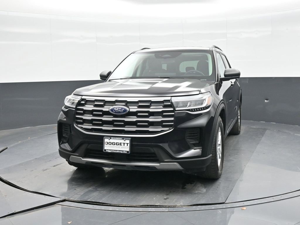 Certified 2025 Ford Explorer Active image 12