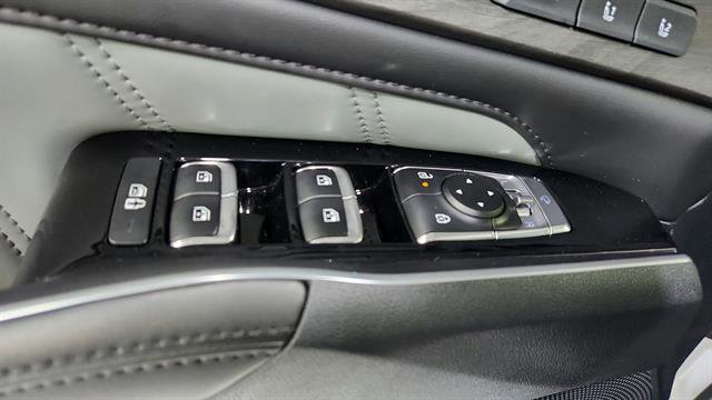 Used 2025 Kia Sorento SX Prestige w/ Sage Leather Package image 21