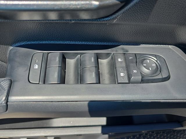 Used 2025 Toyota Tacoma SR RWD image 28
