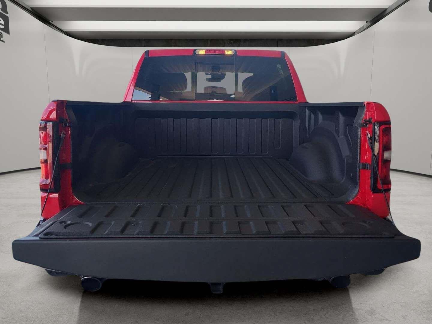 Used 2025 RAM 1500 Big Horn AWD/4WD image 6