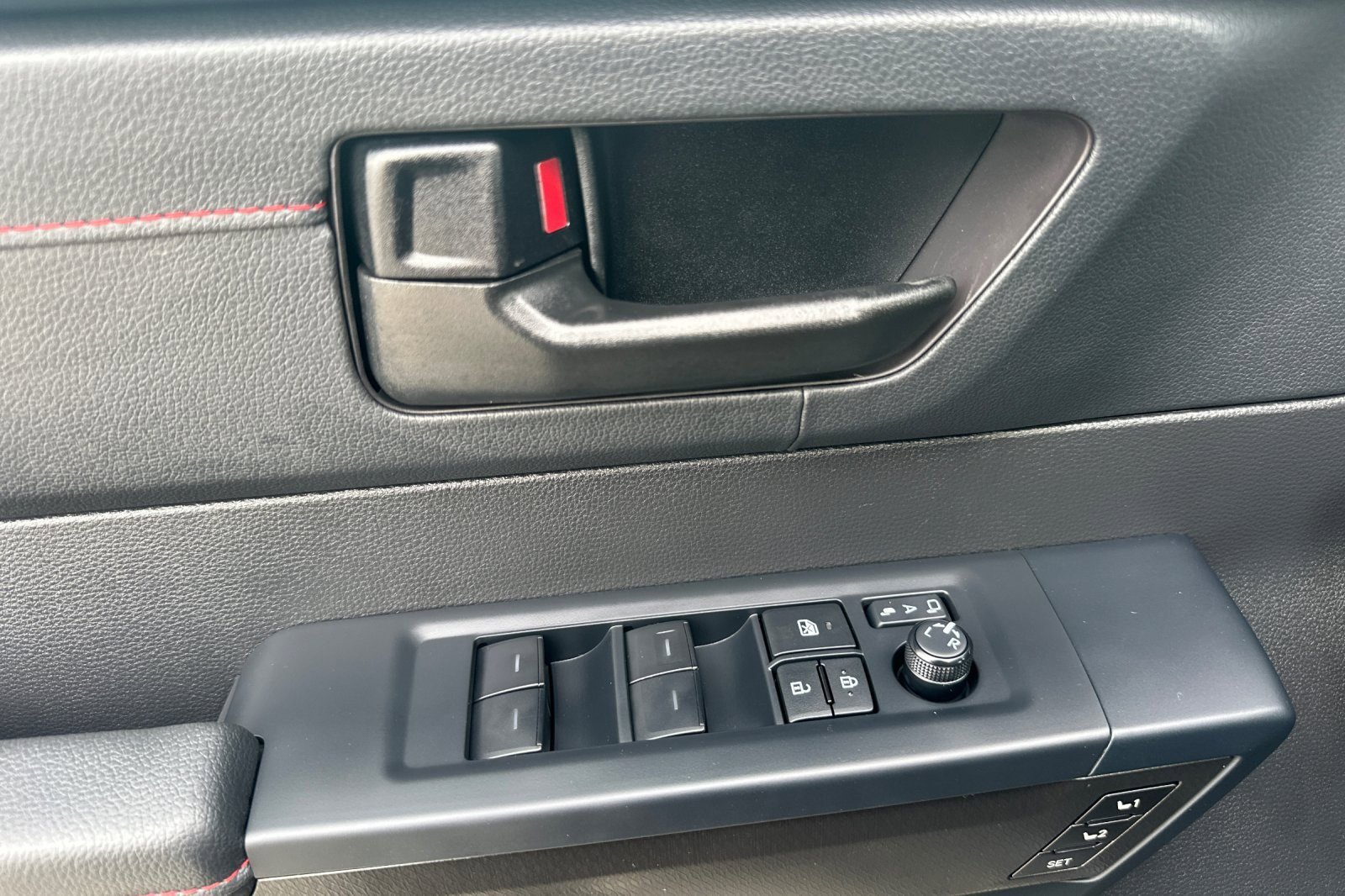 Used 2025 Toyota Tundra TRD Pro w/ Tow Tech Package image 10