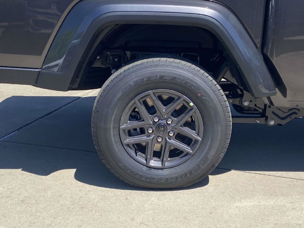 New 2026 Jeep Gladiator Sport AWD/4WD image 36