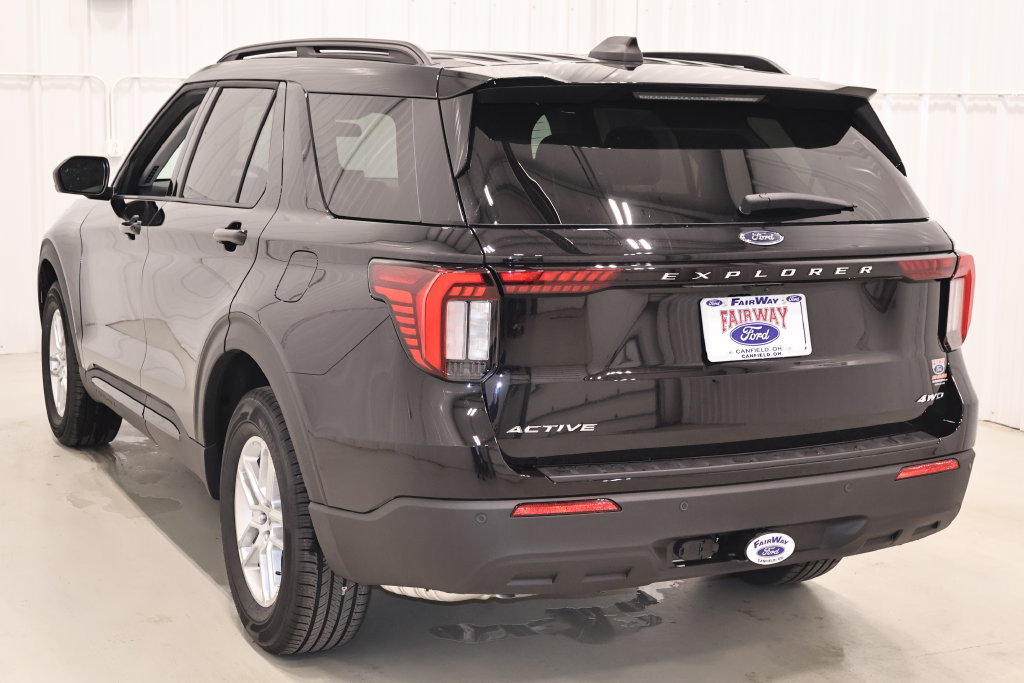 New 2026 Ford Explorer Active AWD/4WD image 7