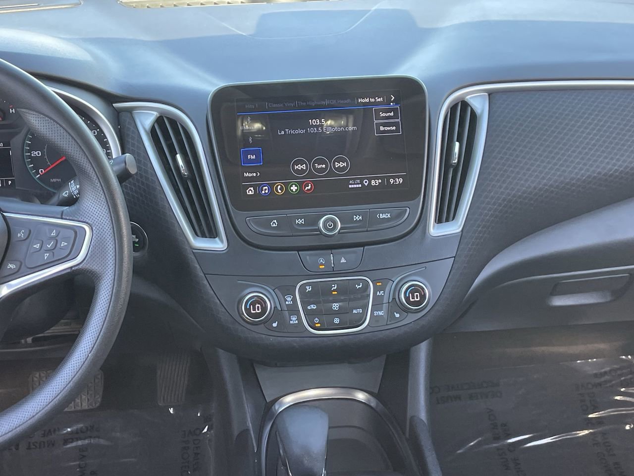 Used 2024 Chevrolet Malibu LT image 17