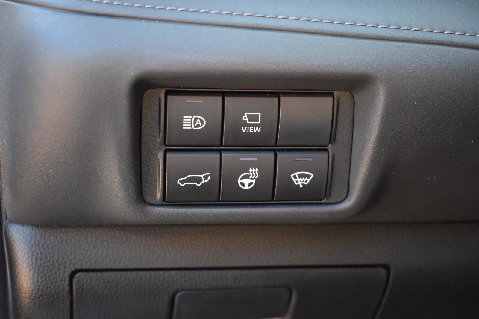 Used 2021 Toyota Highlander Platinum image 28