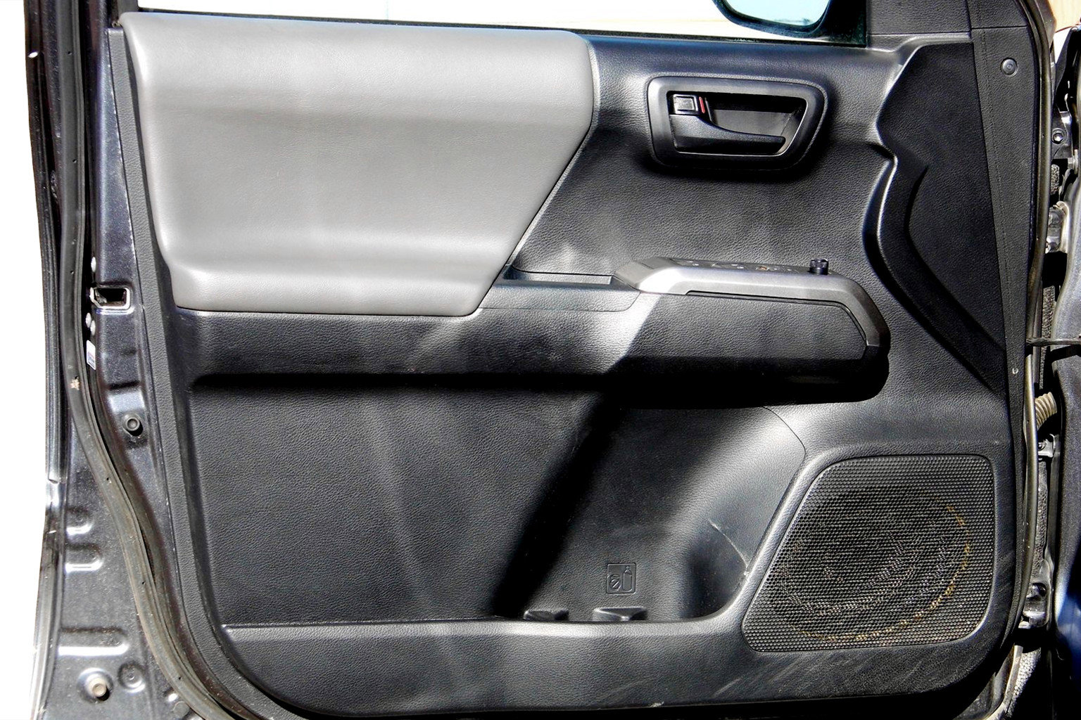 Used 2020 Toyota Tacoma SR5 image 21