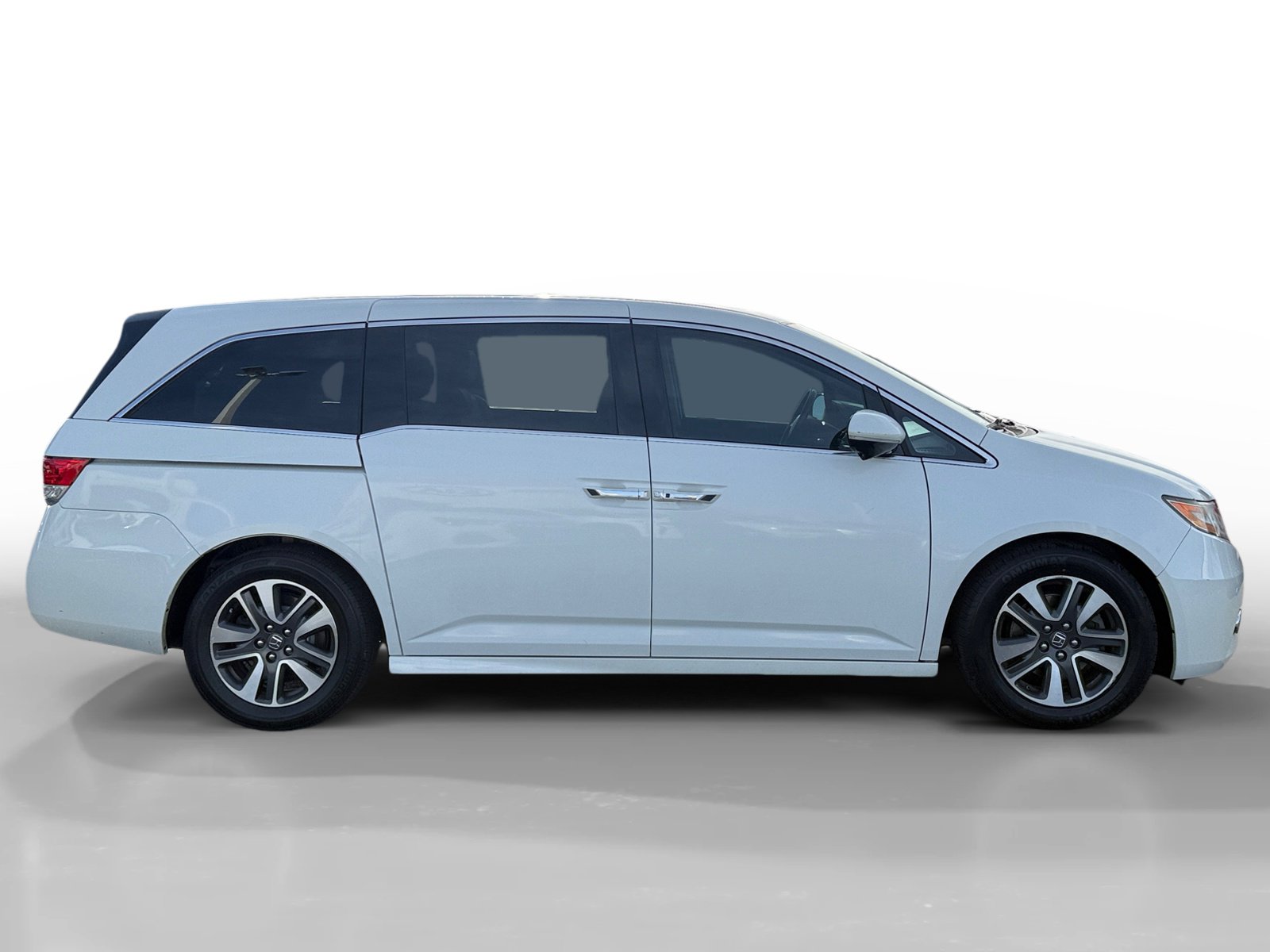 Used 2014 Honda Odyssey Touring Elite image 6