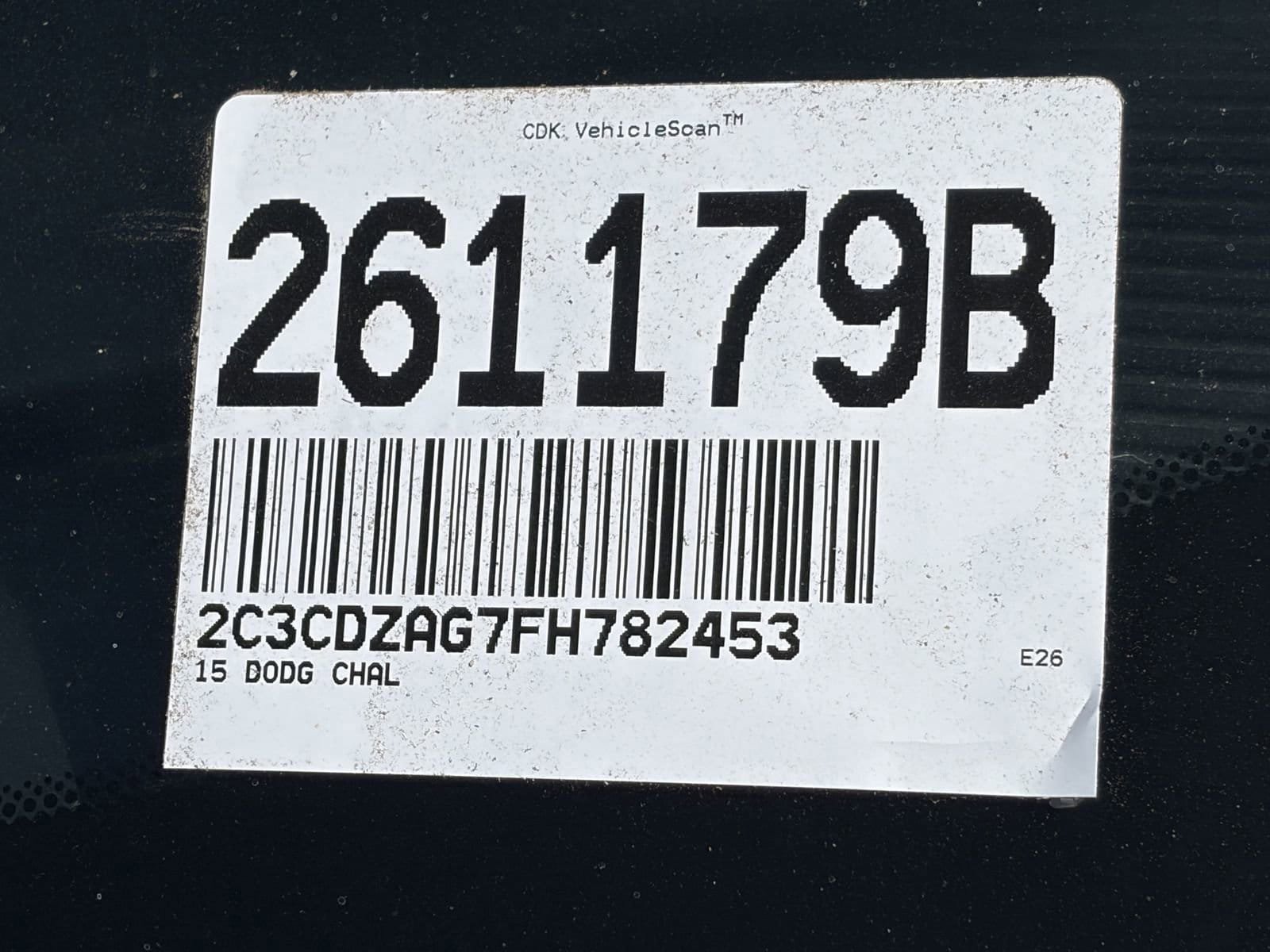 Used 2015 Dodge Challenger SXT RWD image 12