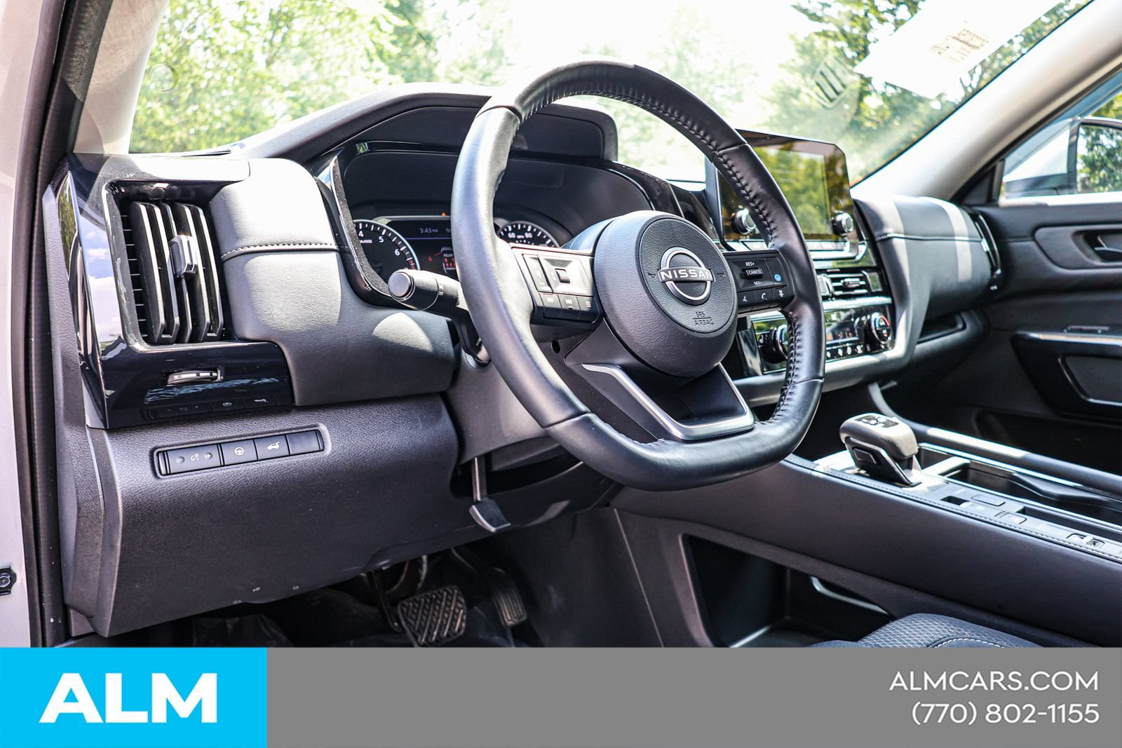 Used 2024 Nissan Pathfinder SV w/ SV Premium Package FWD image 22