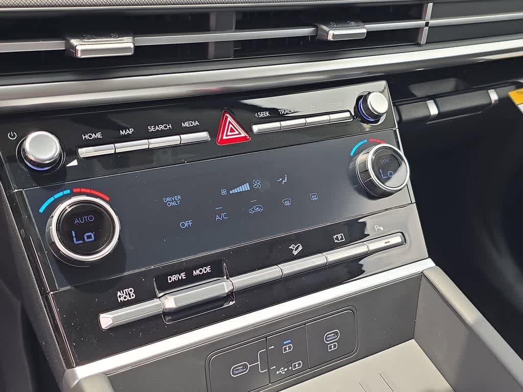 New 2026 Hyundai Santa Fe SE FWD image 30