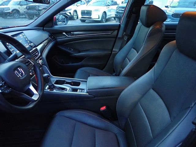 Used 2018 Honda Accord Sport image 15