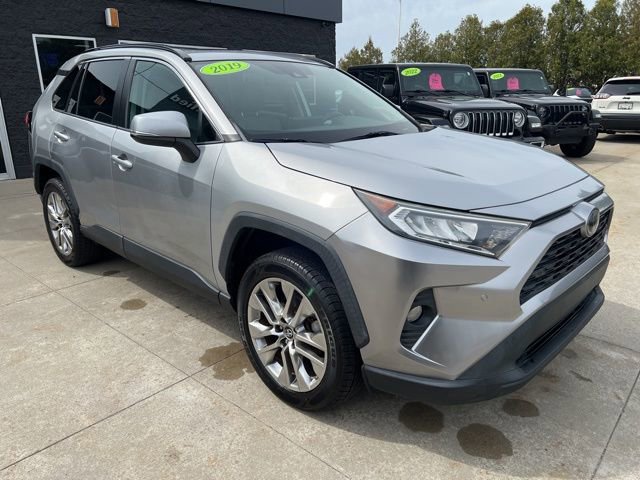Used 2019 Toyota RAV4 XLE Premium image 1