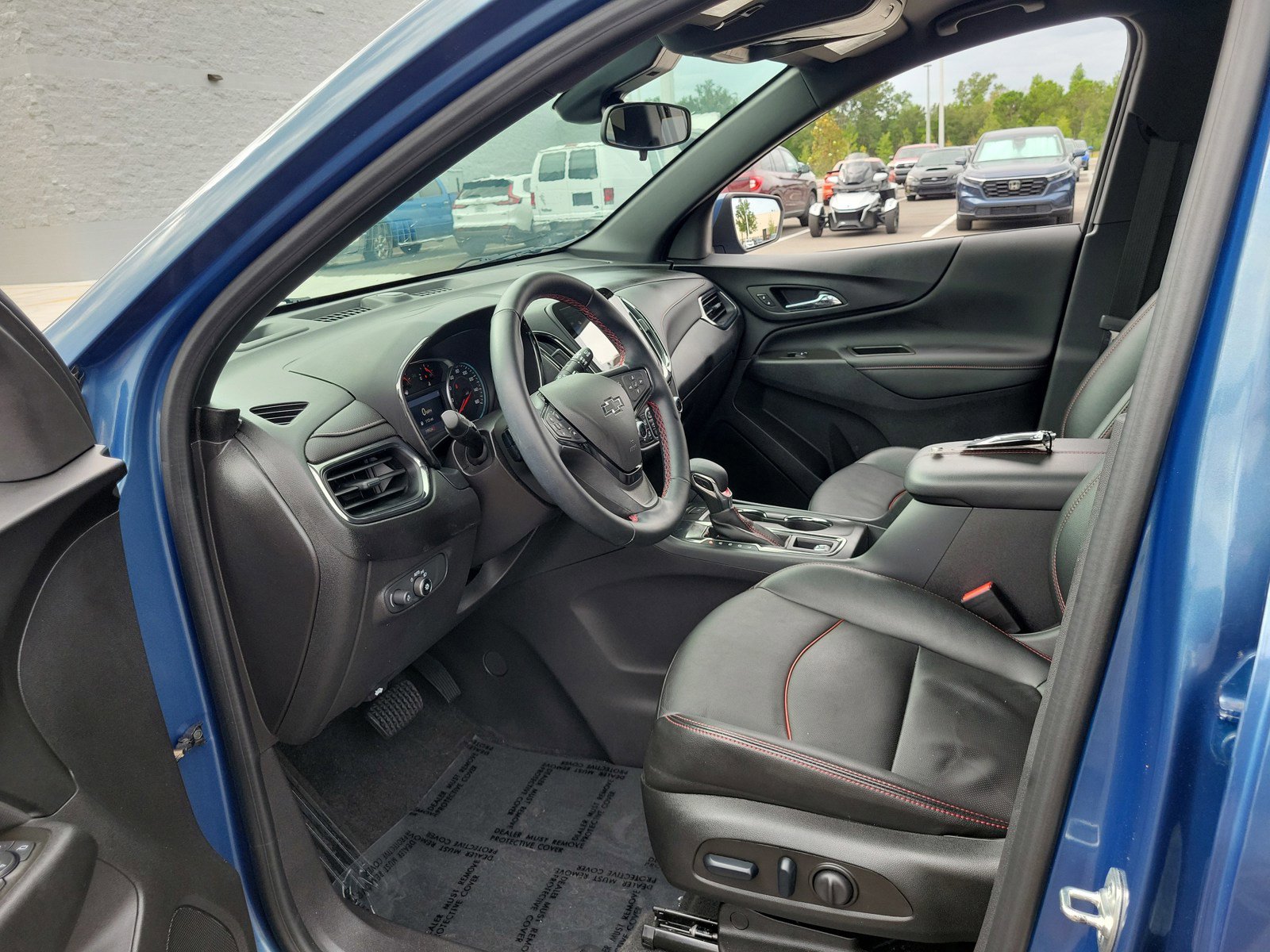 Used 2024 Chevrolet Equinox RS w/ RS Leather Package FWD image 15
