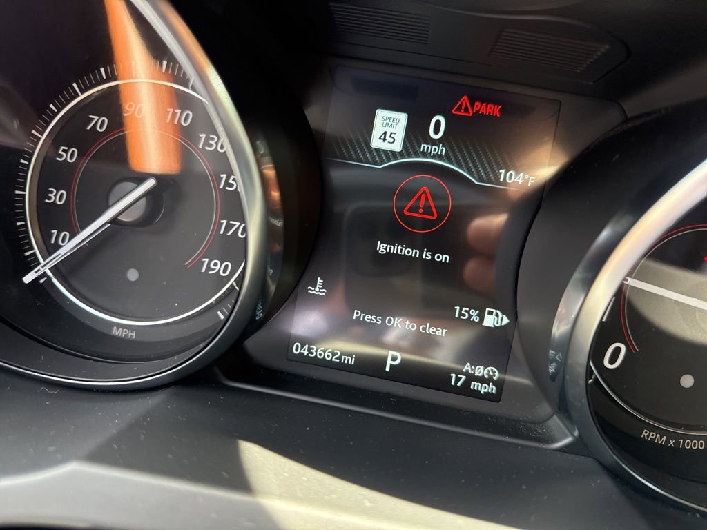 Used 2020 Jaguar F-TYPE Coupe image 3
