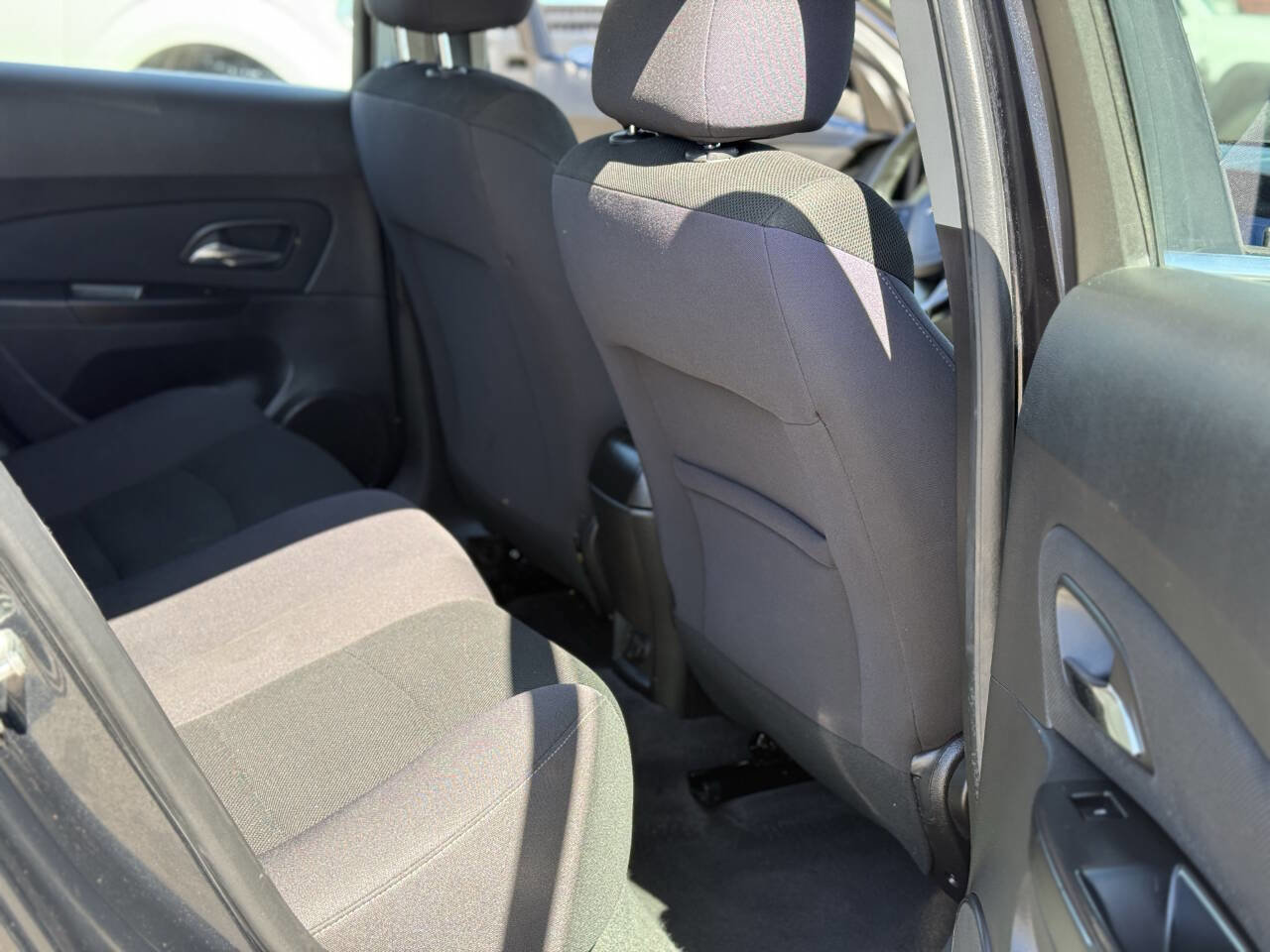 Used 2012 Chevrolet Cruze LT image 7