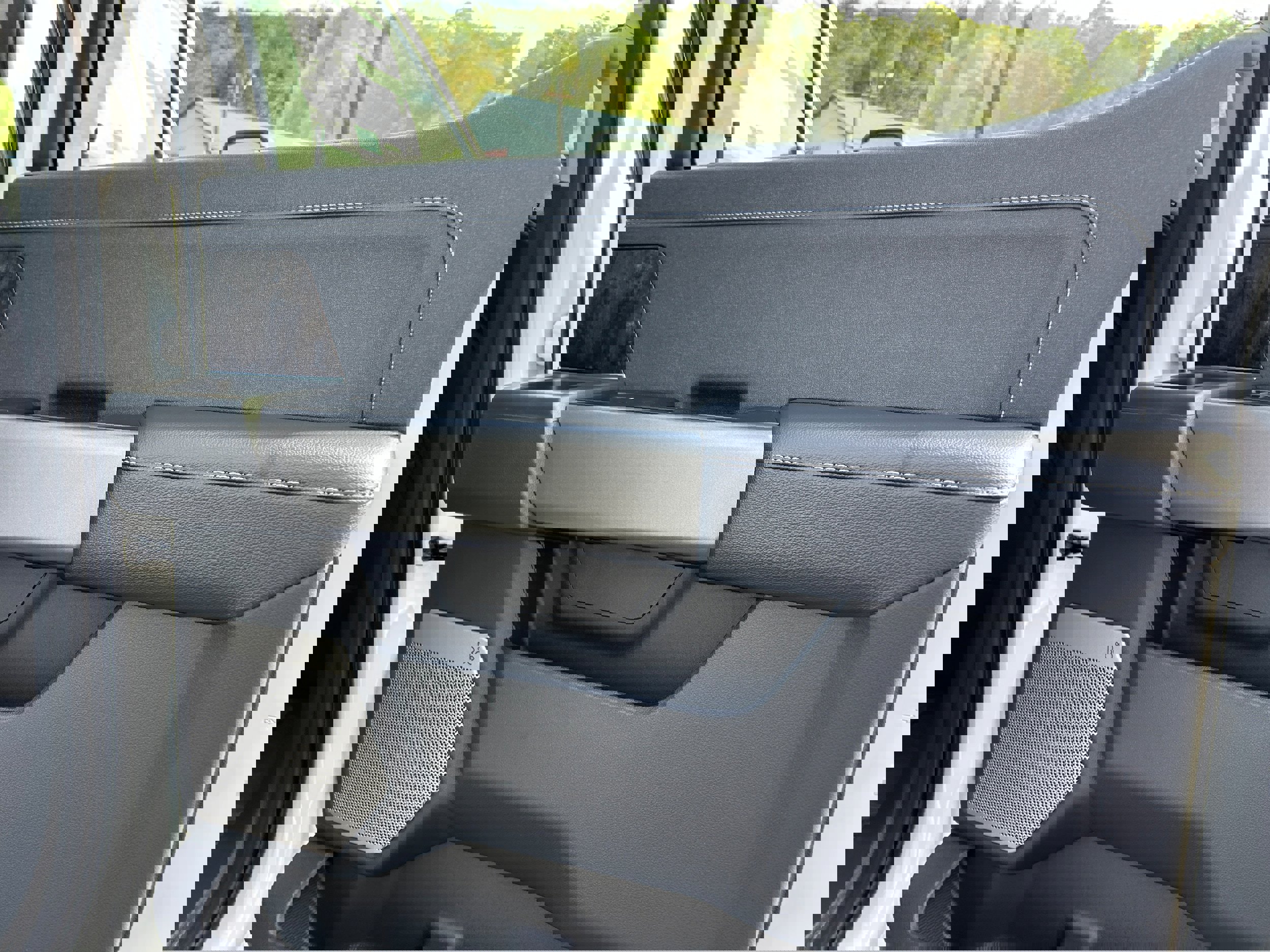 New 2026 Ford F350 Lariat w/ Tremor Off-Road Package image 36