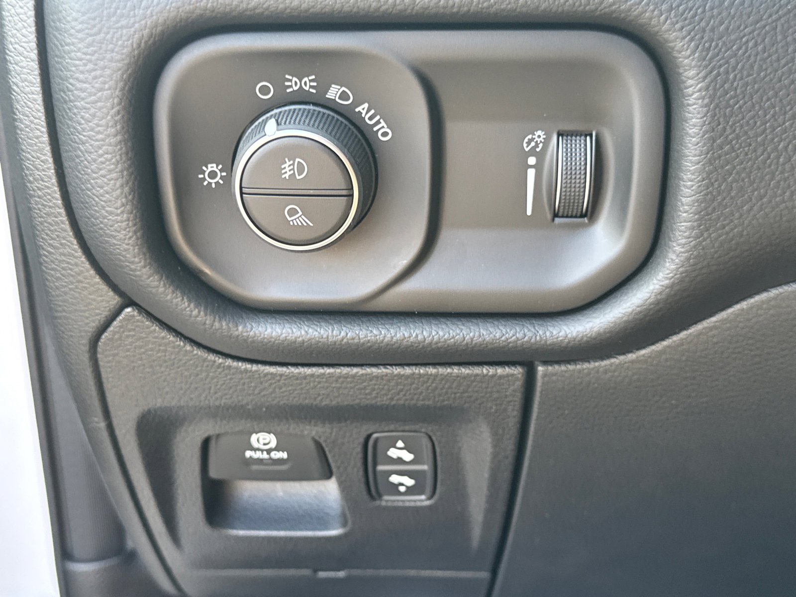 New 2026 RAM 1500 Big Horn AWD/4WD image 30