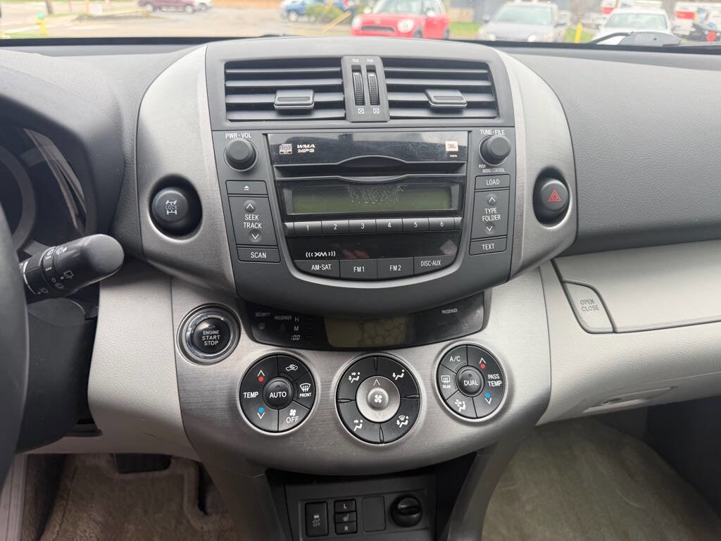 Used 2010 Toyota RAV4 Limited image 14