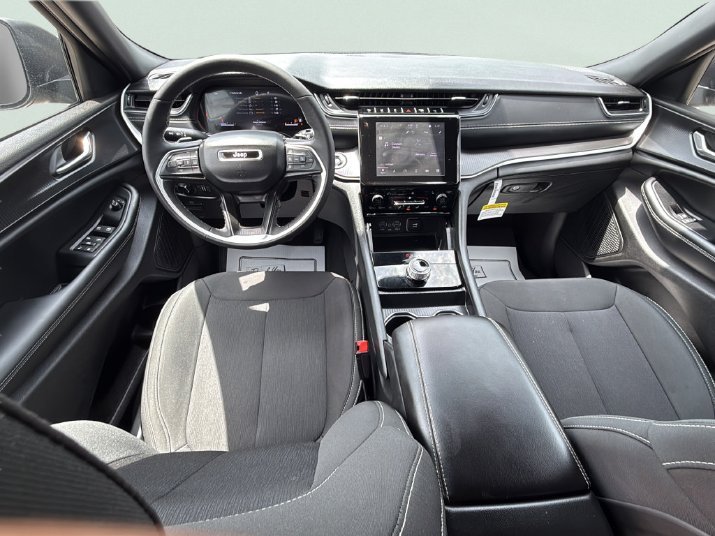 New 2026 Jeep Grand Cherokee Laredo X AWD/4WD image 18