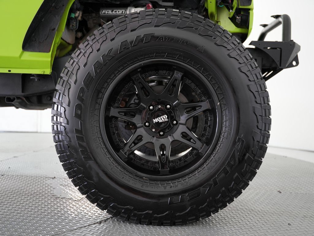 Used 2013 Jeep Wrangler Sport w/ Connectivity Group AWD/4WD image 40