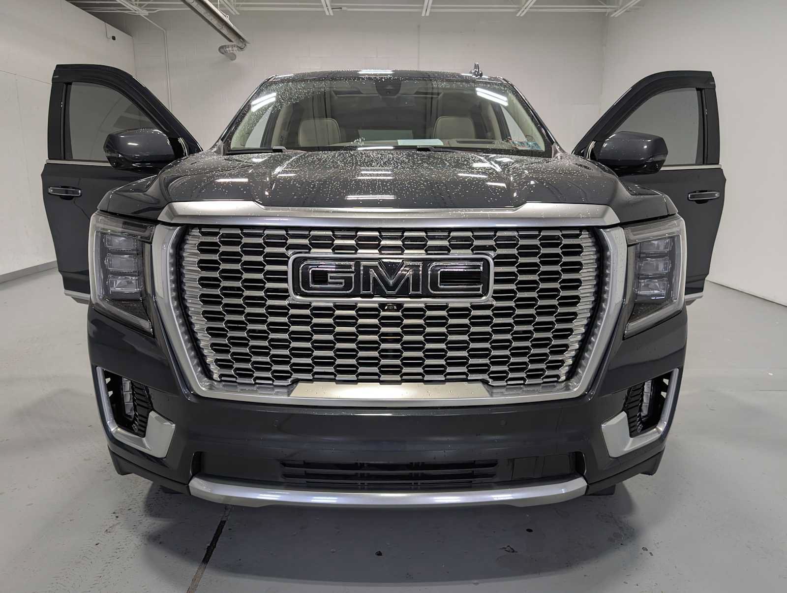 Certified 2022 GMC Yukon Denali w/ Max Trailering Package AWD/4WD image 15