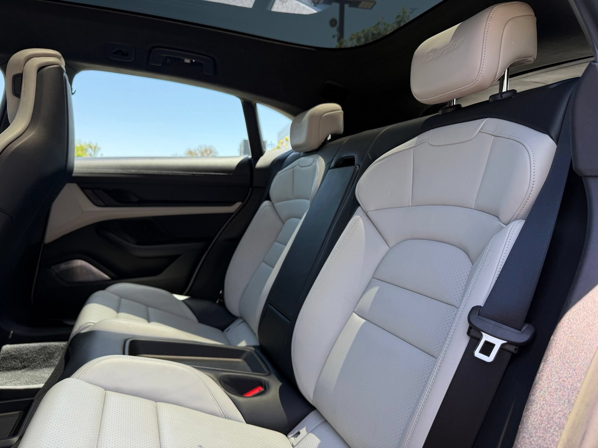 Certified 2023 Porsche Taycan Turbo AWD/4WD image 29