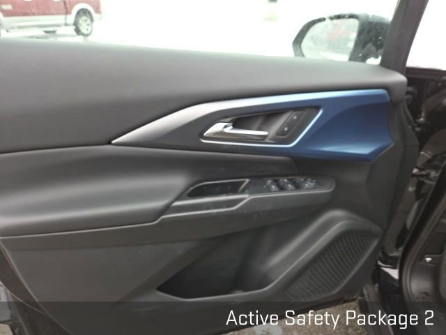 Used 2025 Chevrolet Equinox EV LT w/ Convenience Package image 10