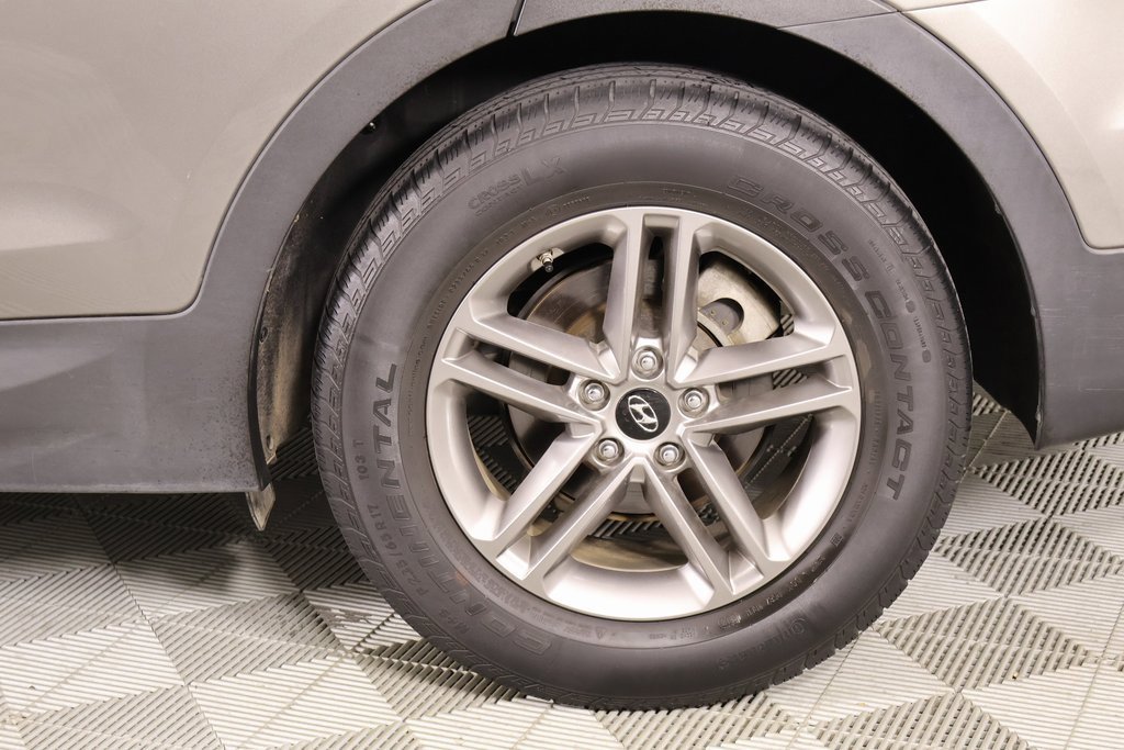 Used 2018 Hyundai Santa Fe Sport image 17