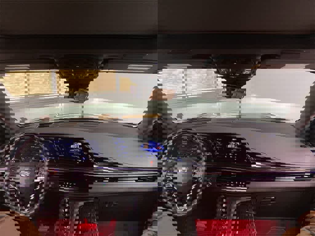 Certified 2024 Cadillac Escalade Sport image 11