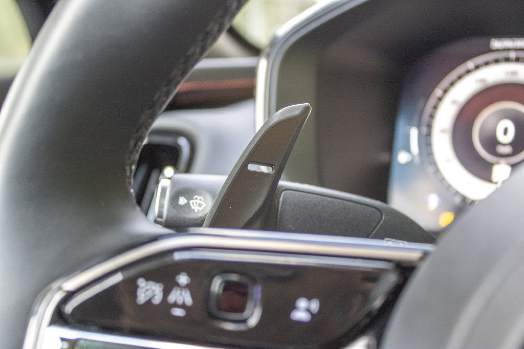Used 2025 Aston Martin DBX 707 AWD/4WD image 15