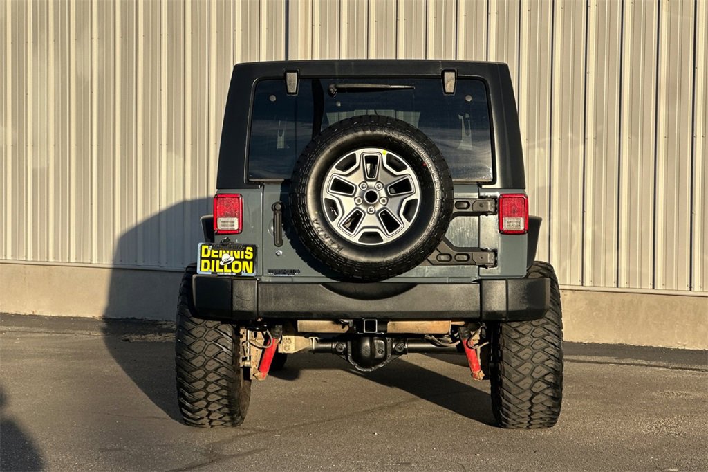 Used 2015 Jeep Wrangler Unlimited Rubicon w/ Connectivity Group image 6