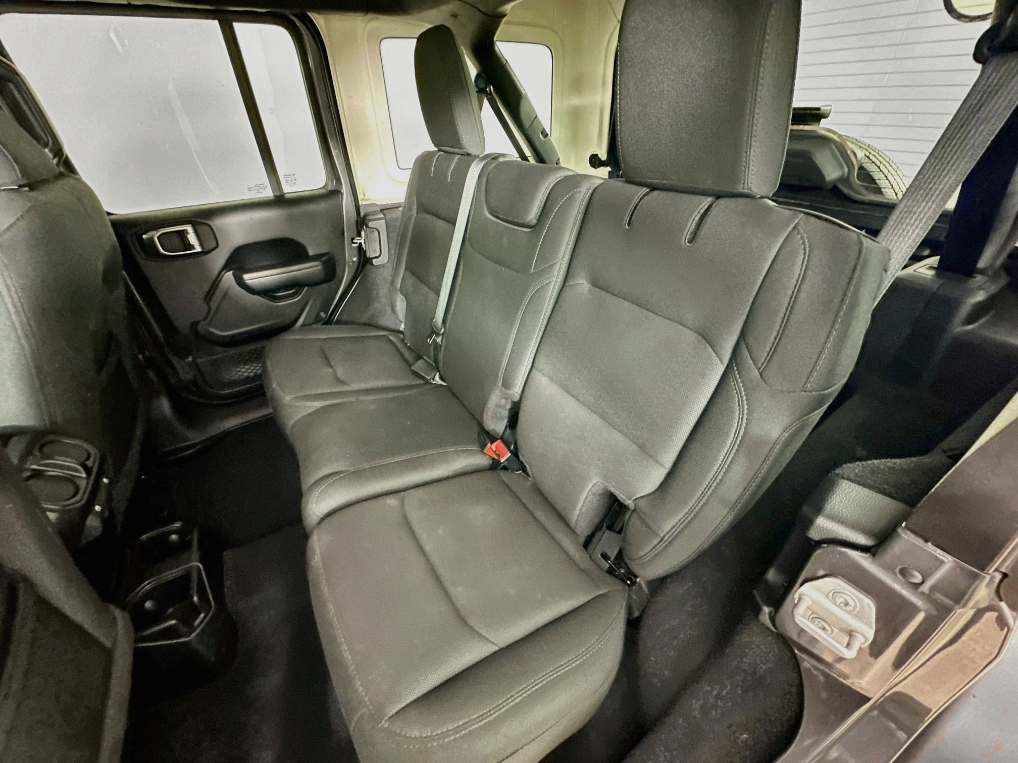 Used 2019 Jeep Wrangler Unlimited Sport S AWD/4WD image 30